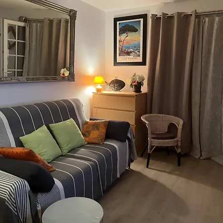 Rdj 2pers300m Boulouris Apartment Saint-Raphaël
